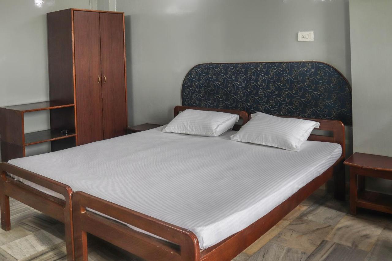 Spot On 49477 Hotel Galaxy Dimāpur المظهر الخارجي الصورة