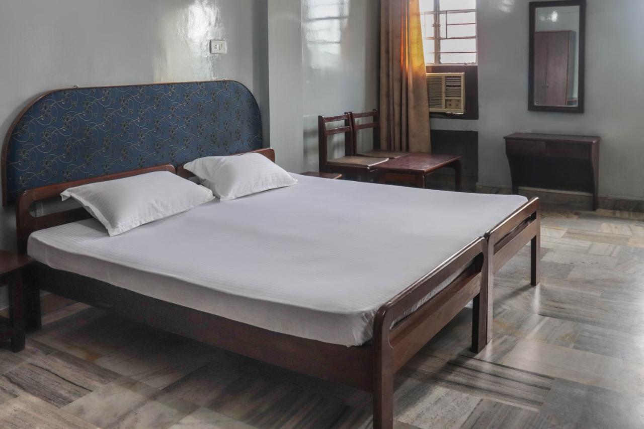 Spot On 49477 Hotel Galaxy Dimāpur المظهر الخارجي الصورة