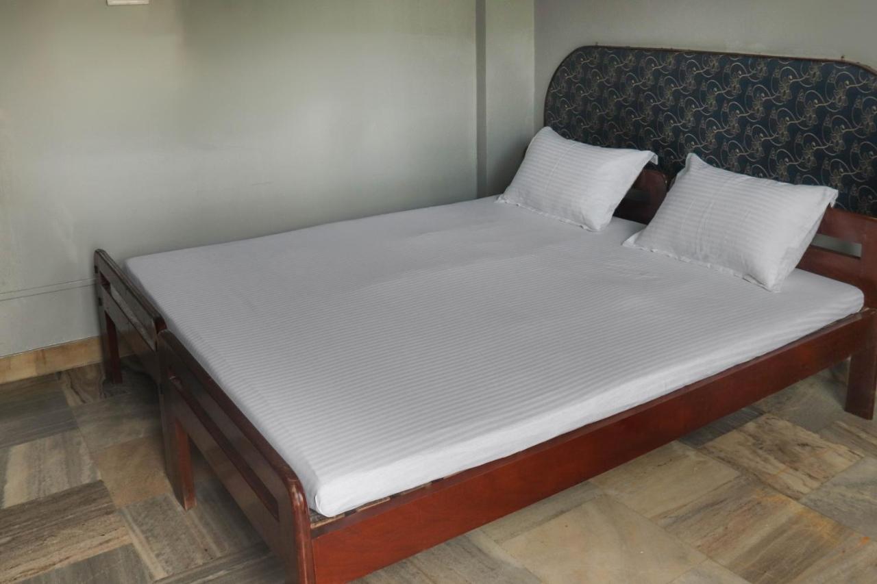 Spot On 49477 Hotel Galaxy Dimāpur المظهر الخارجي الصورة